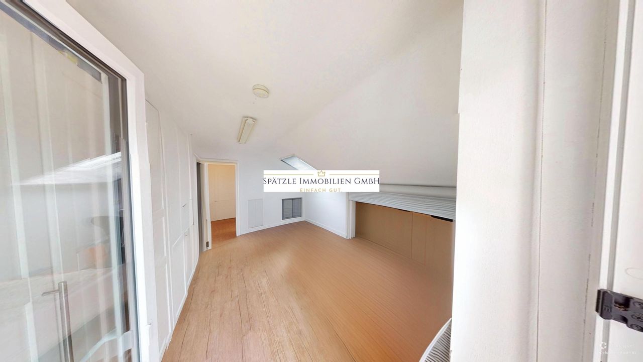 Schlaf-Wohnzimmer DG