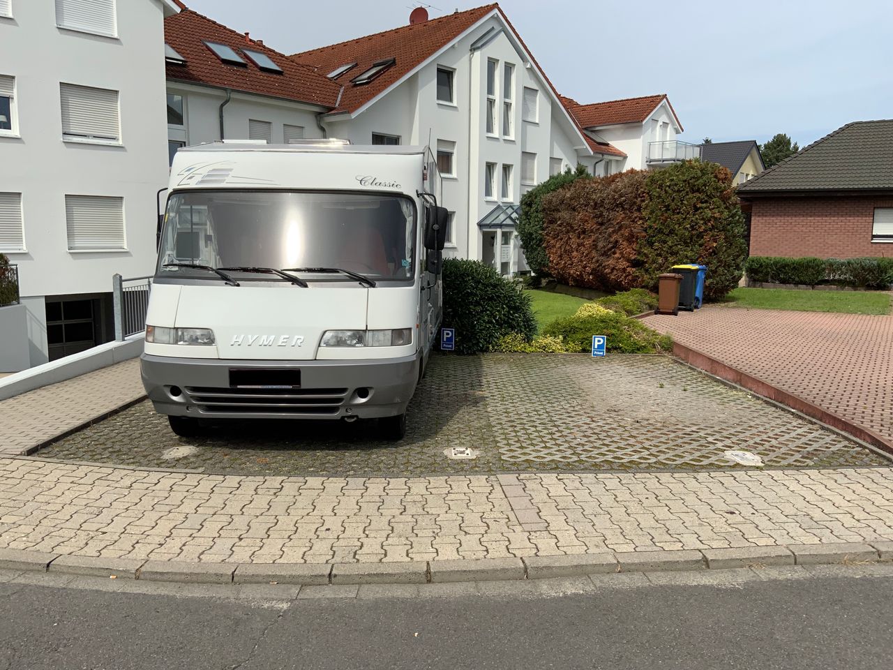 3 Außenstellplätze 