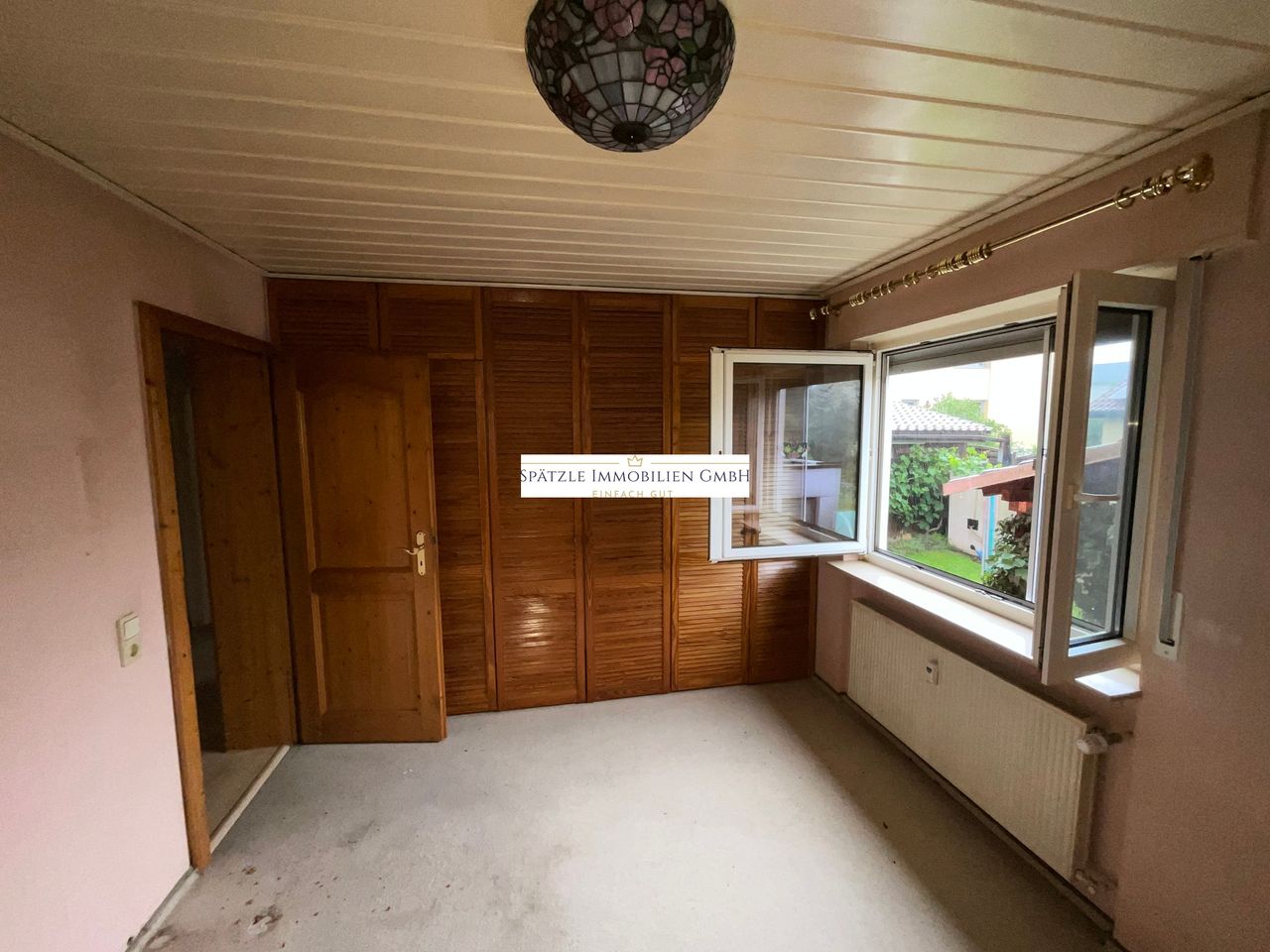 Schlafzimmer/ Kinderzimmer 2